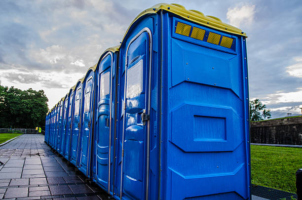 Best Porta potty delivery and setup  in Indian Shores, FL